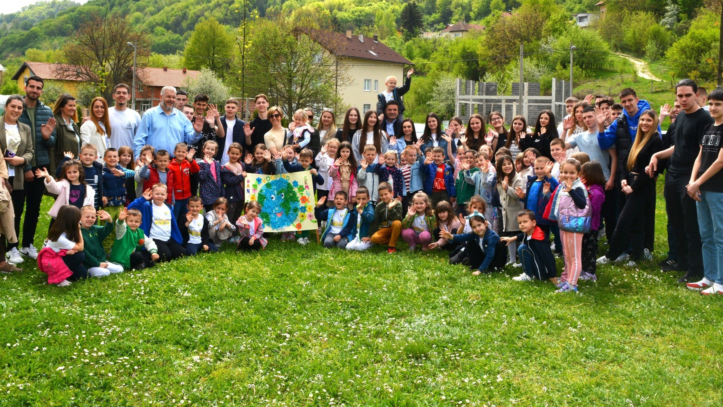 Dan planete Zemlje je iskorišten kao prilika da se zajednički promovišu vrijednosti održivog razvoja, potaknu mlade na aktivizam i doprinese stvaranju zdravijeg i čišćeg okruženja