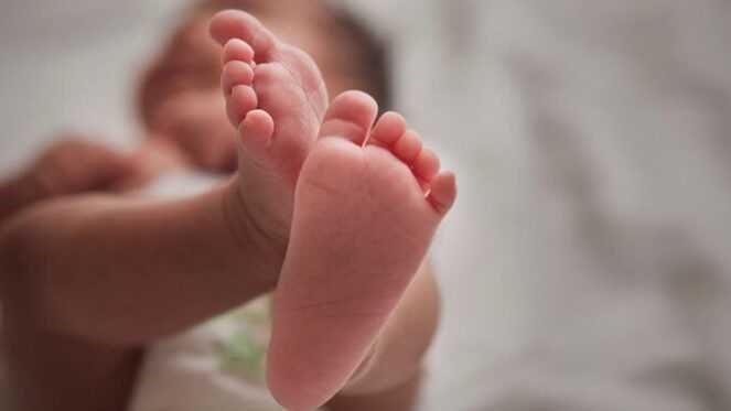 Mališan zaspao bezbrižan, našli ga mrtvog: Predmet na kojem je spavao ima svaka porodica sa djecom