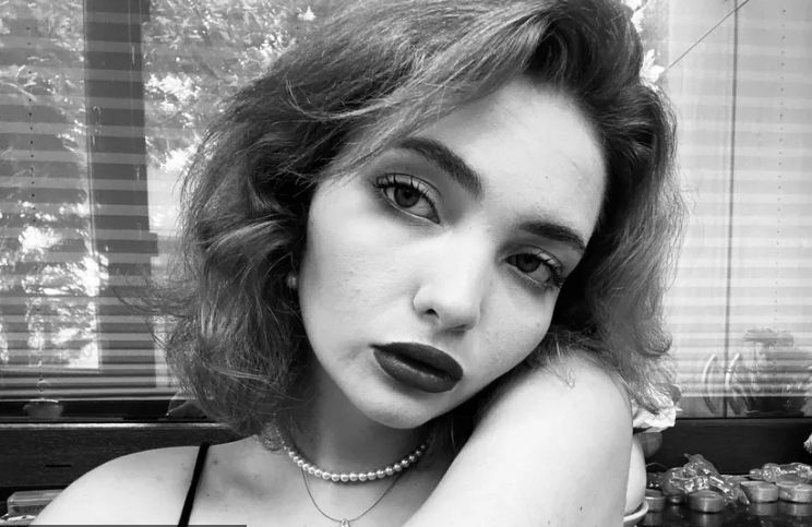 Ona je imala cijeli život pred sobom i svijetlu budućnost. Bila je studentkinja prava na fakultetu u Klužu.