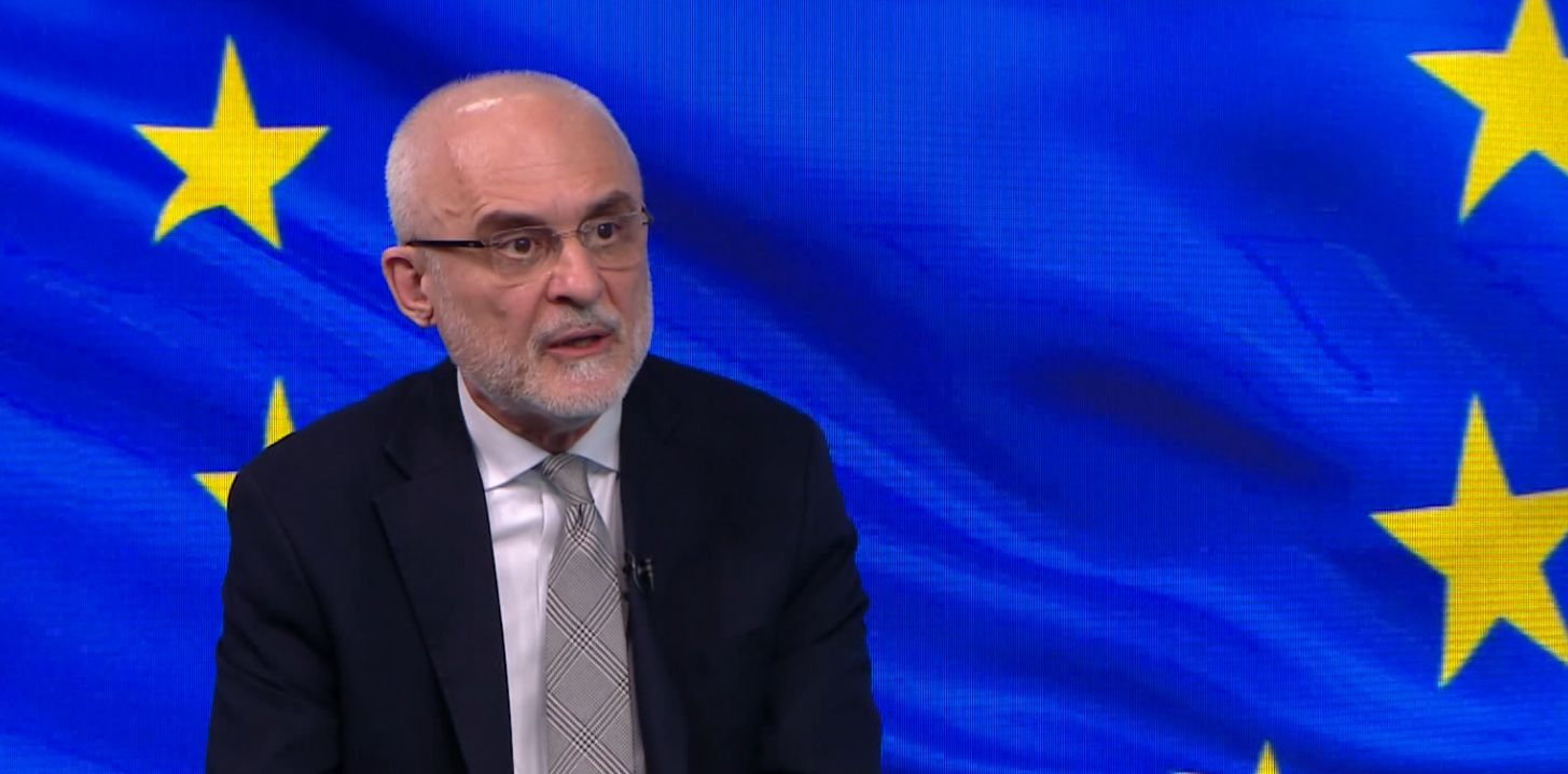 Dugogodišnji novinar i dopisnik iz Ujedinjenih nacija a danas ambasador BiH u Briselu Erol Avdović komentarisao je poteze predsejdnika SAD-a i najavu svjetskog trgovinskog rata