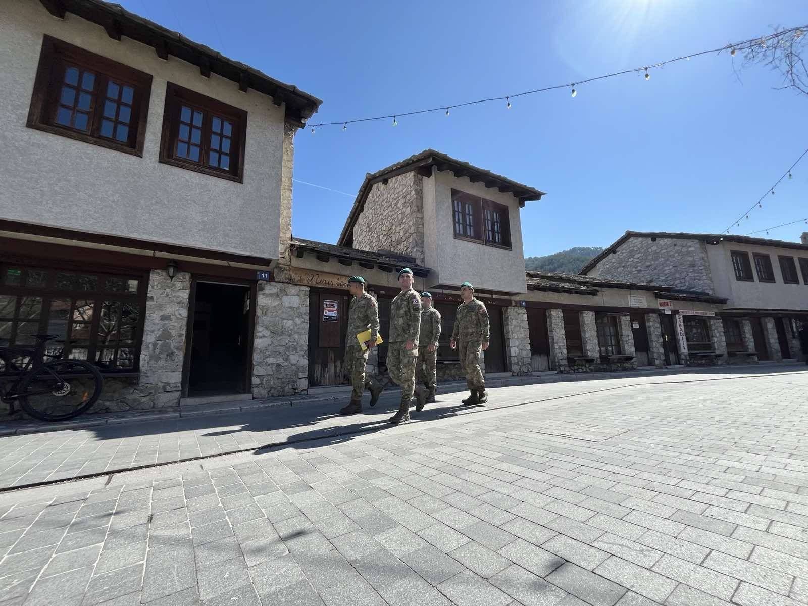 "Cilj ovih patrola je praćenje sigurnosne situacije i pomoć u osiguravanju stabilnog i sigurnog okruženja. "