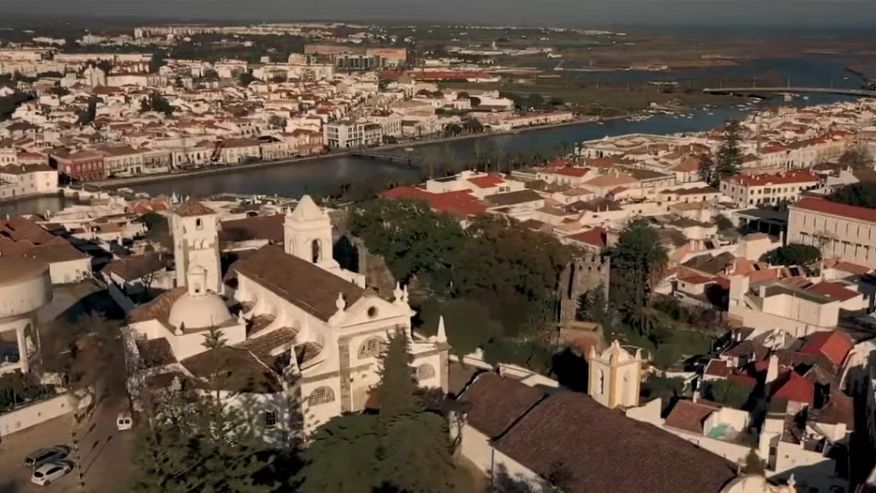 U glavnom gradu pokrajine Algarve mogu se razgledati ostaci gradskog zida iz rimskog perioda