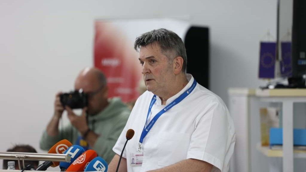 Težina povreda, razaranja ljudskog tkiva, bola i nesreće koja je pogodila grad prevazilazila je ljudsko iskustvo.