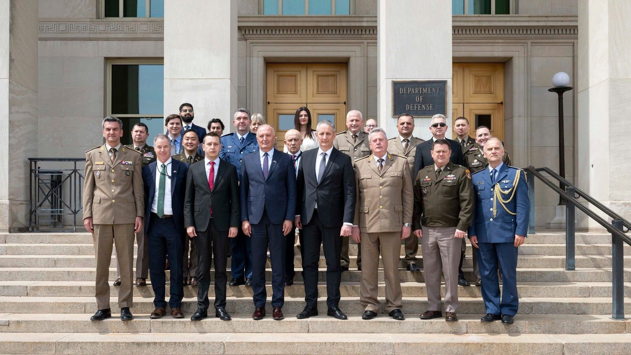 Administracija američkog predsjednika Donalda Trumpa podržava teritorijalni suverenitet i integritet BiH