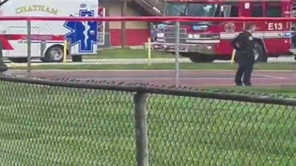 Više povrijeđenih osoba, među kojima su djeca, prevezeno je u bolnicu vozilima hitne pomoći i helikopterima