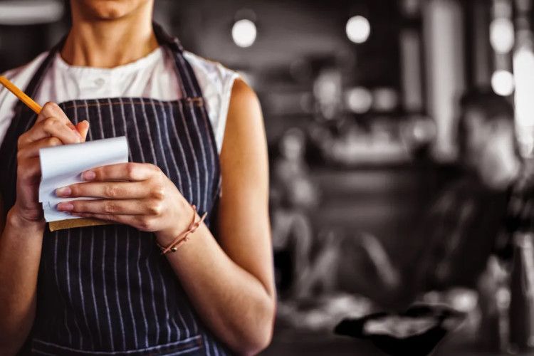 Hrvatske firme traže kuhare, slastičare, konobare, wellness terapeute i druge radnike