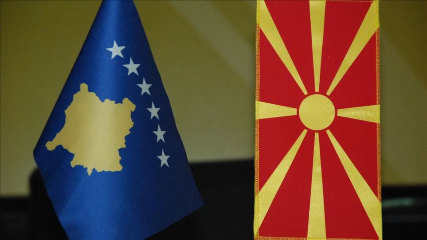 Isti znak Pošte Kosova je postavljan i u drugim opštinama sa srpskom većinom na sjeveru Kosova, u objektima gdje su funkcionisale ekspoziture Banke Poštanska štedionice