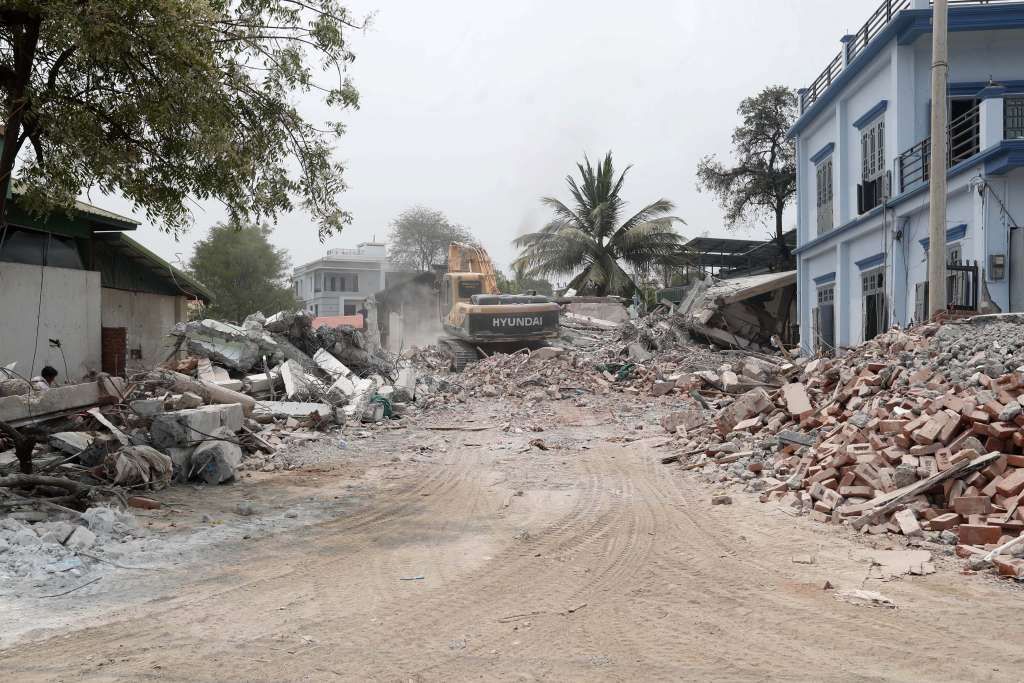 Bivši zaposlenici USAID-a kažu da je većina ljudi koji bi koordinirali odgovor otpuštena, dok su treći partneri u provedbi izgubili ugovore.