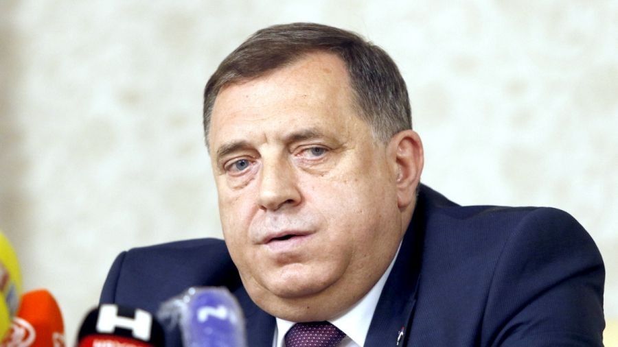 U Domu lordova Velike Britanije se raspravljalo o Dodiku: Širi tračeve da skrene pažnju sa sebe