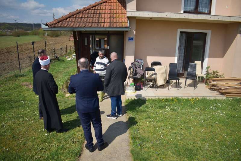 Bihaćki muftija Kudić posjetio poplavljena područja u Prijedoru