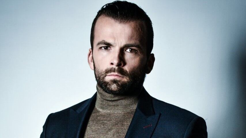 Po povratku iz Praga, gdje je protekli period boravio zbog snimanja serije, govorio je za Hayat.ba