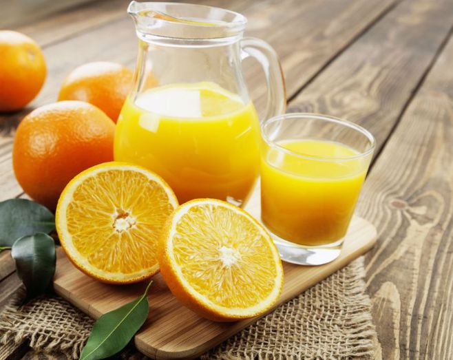 Jedno popularno piće, koje mnogi piju uz doručak, može pomoći kod dva ozbiljna zdravstvena problema – visokog holesterola i visokog krvnog pritiska, pokazalo je istraživanje.