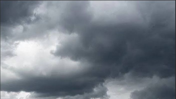 U večernjim satima očekuje se jače naoblačenje sa sjevera koje će u nizinama uvjetovati kišu, a u višim područjima susnježicu i snijeg