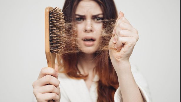 Proteini u tijelu učestvuju u izgradnji i obnavljanju tkiva, enzima i hormonima, održavanju ravnoteže i pH vrijednosti, energije i podržavanju imunološkog sistema.