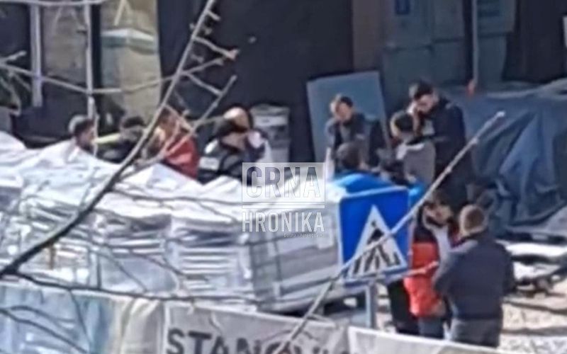 Na lice mjesta je izašla Hitna pomoć i pripadnici MUP-a KS.                                  