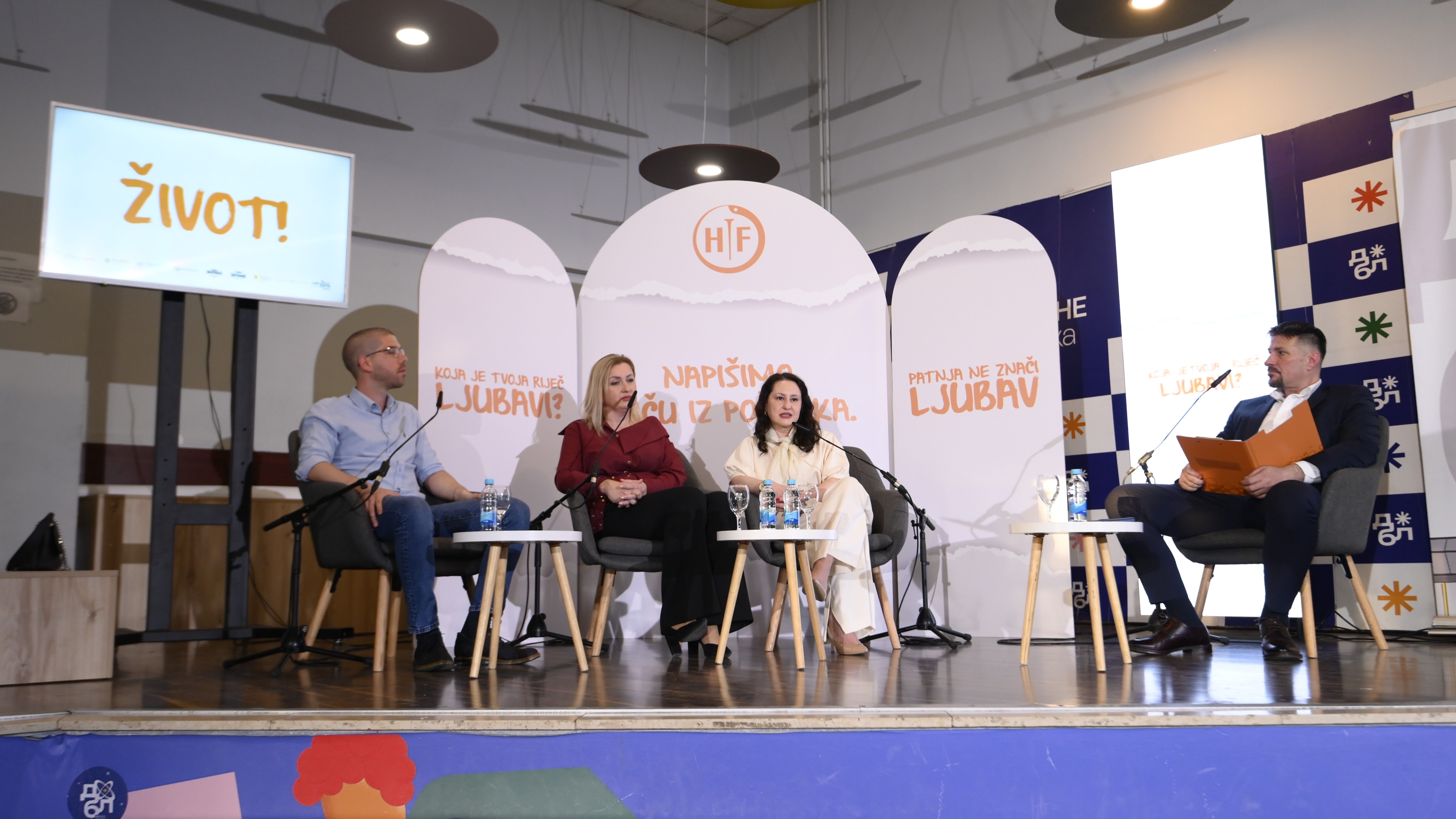 U otvorenom razgovoru, učesnici su se složili da je važno nastaviti rad na osnaživanju zajednice i izgradnji kulturološkog okvira međusobne podrške i razumijevanja