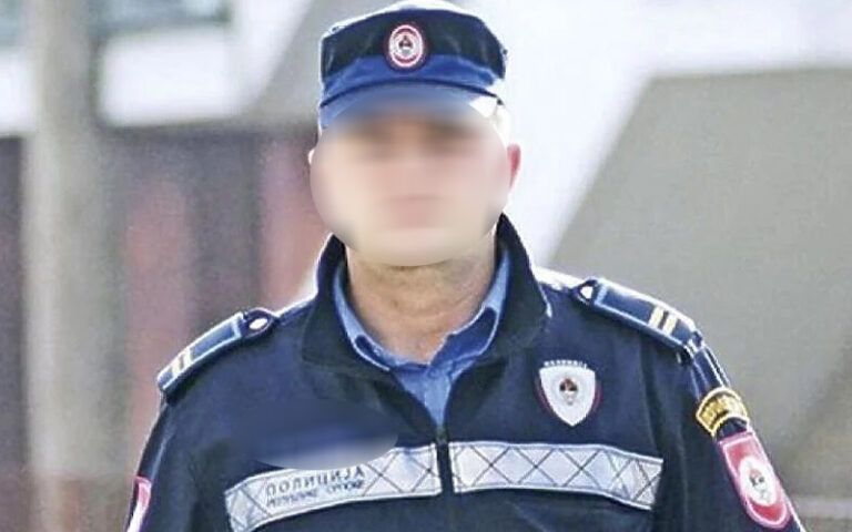 U BiH uhapšen policajac, poznati su detalji: Prijetio je bivšoj djevojci pištoljem i tukao je