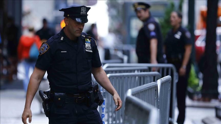 Osumnjičenog je, kako se navodi, upucala policija tokom sukoba, a detalji o tome kako je došlo do pucnjave još nisu objavljeni