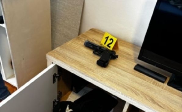 Pronađeni predmeti su oduzeti, te će biti predmet potrebnih vještačenja.