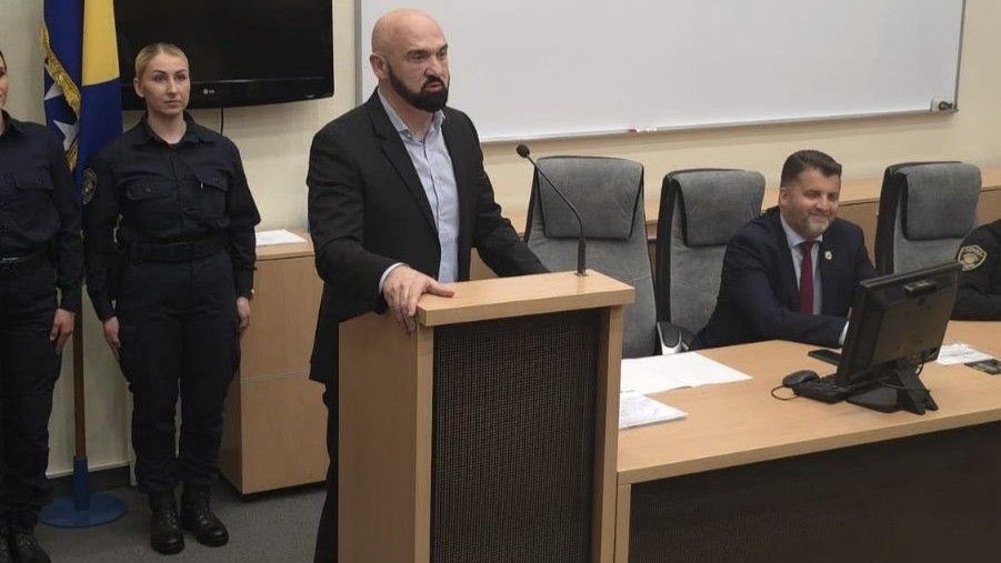 MUP KS bogatiji za 28 mlađih inspektora: Najboljim među njima dodijeljene nagrade