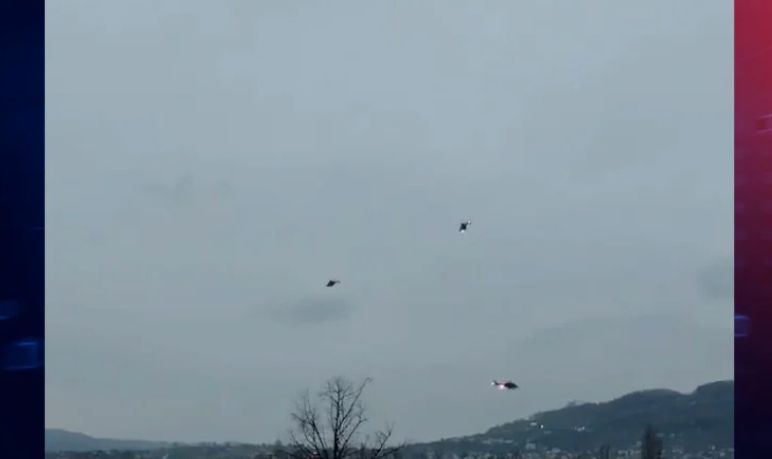 Tri helikoptera u niskom letu jutros, 2. aprila, kružili su iznad Banje Luke.