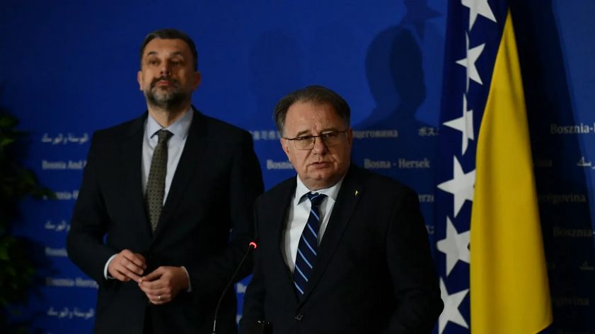 Dogovorili smo da grupacije urade i pripreme prioritete, možda osnovne stvari za sporazum koji bi trebao biti osnova za daljnje aktivnosti, kazao je Nikšić