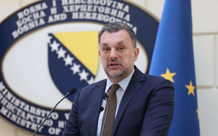 Zamislite šta bi bio u stanju da uradi u narednih mjesec dana ako mu ovakav potez prođe bez adekvatne kazne, rekao je