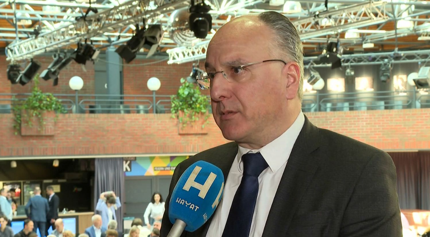 Arnaut i Ahmetović o Dodikovom ponašanju: Potreban oštar odgovor policijskih i pravosudnih organa