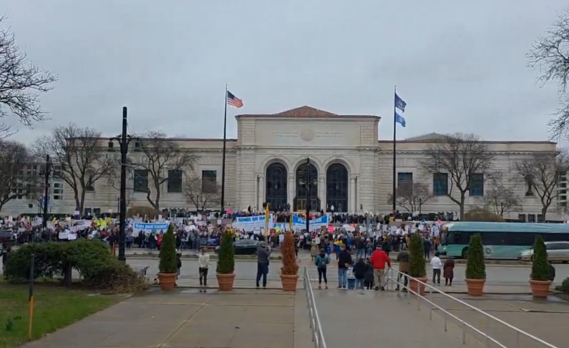 Masovna okupljanja u SAD: Protesti protiv Trumpa i Muska, odgovor na 'neprijateljsko preuzimanje'