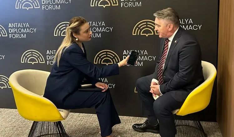 Dok on svoj slučaj stavlja u prvi plan, mislim da su pravi razlozi mnogo dublji, rekao je Komšić