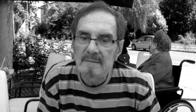 Grupa Crveni koralji, koja je u početku nosila ime Crveni đavoli ili Crveni dječaci, započela je svoje muzičko putovanje početkom 1960-ih