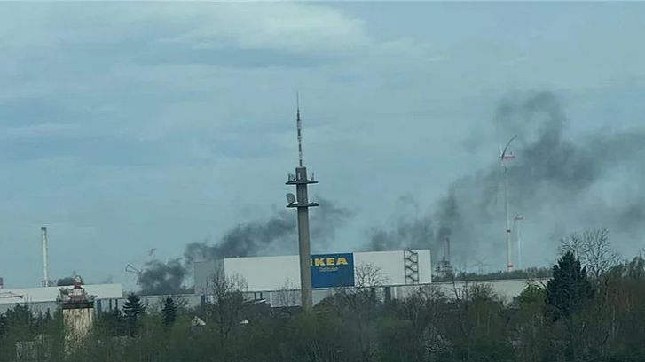 Preliminarna istraga o ovom tragičnom događaju je značajno usporena zbog činjenice da je na mjestu pada aviona izbio požar