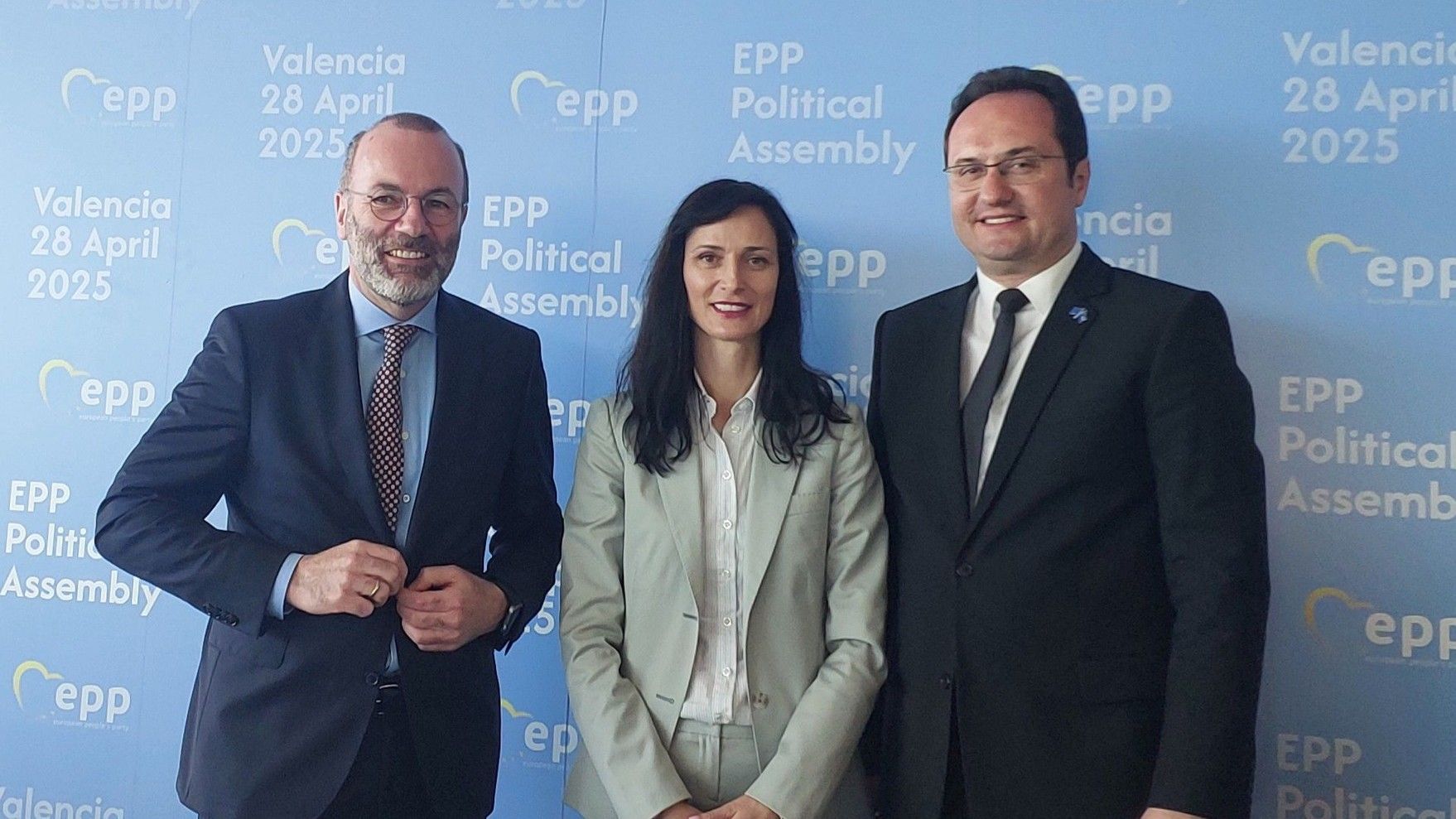 Na izbornom Kongresu EPP-a izabrani su za novi mandat predsjednik EPP-a g. Manfred Weber, deset potpredsjednika i generalni sekretar EPP-a