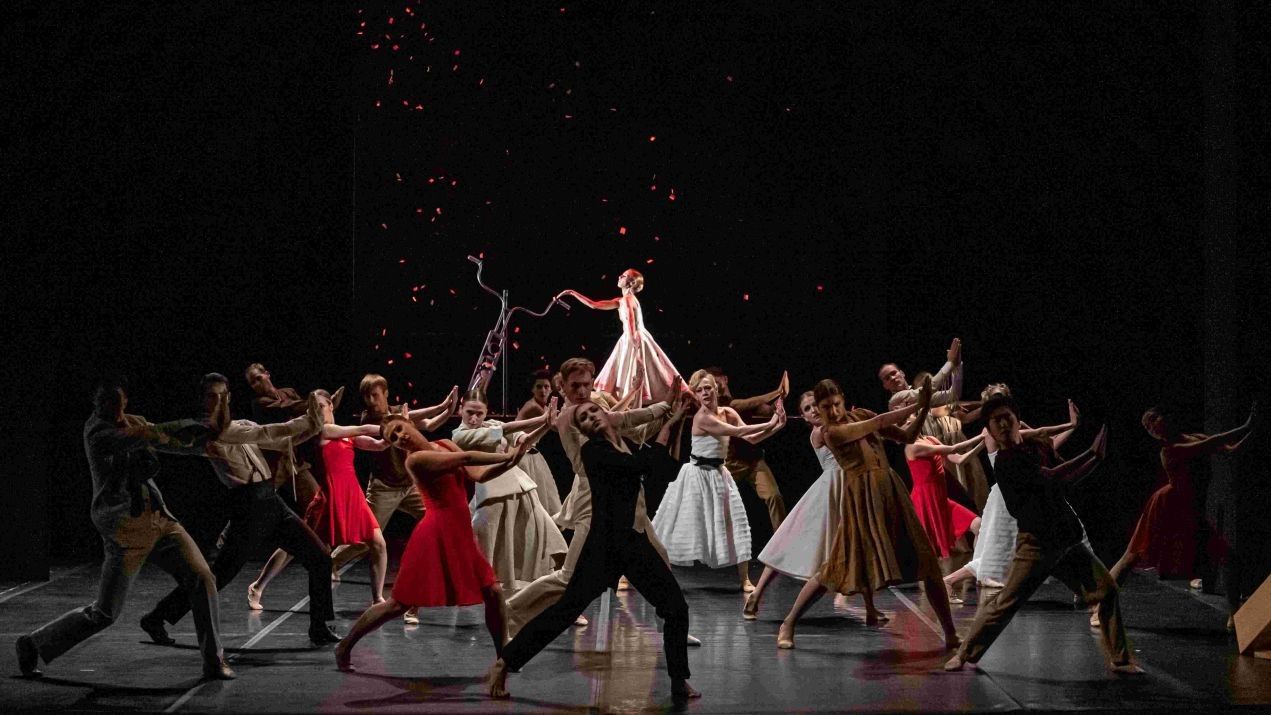 Koreografija nije samo oblikovanje plesnih pokreta na muziku, već puno više od toga kada se stvara kazališna predstava. 