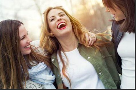 Smijeh nije samo izraz sreće, već i moćno sredstvo za održavanje fizičkog i mentalnog zdravlja.