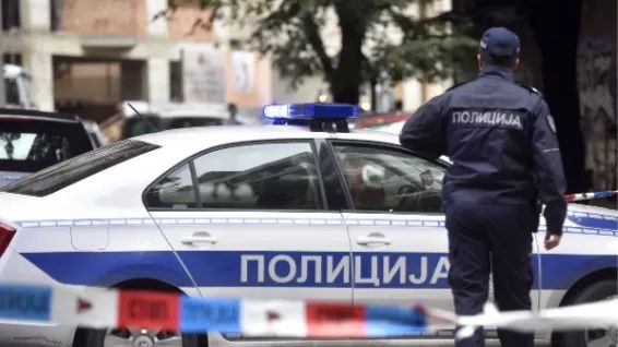 Neslavan pokušaj policije u Beogradu: Priveli muškarca u auto, on im izašao na druga vrata i odšetao
