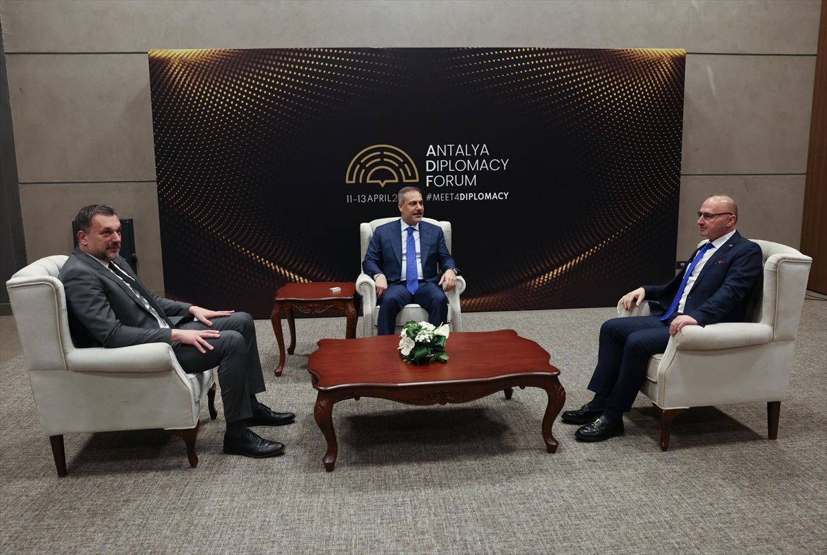 Grlić Radman poziva na izbornu reformu i obnavljanje dijaloga kako bi se podržale aspiracije BiH za EU