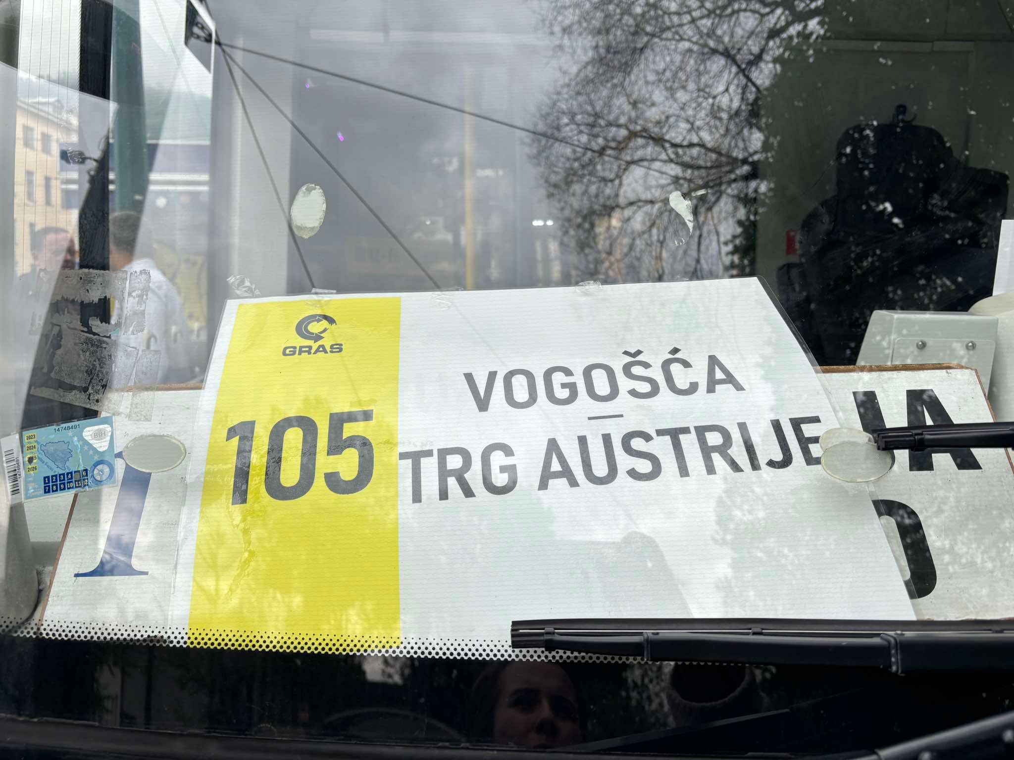 Prvi put nakon 1992. godine, od početka agresije na Bosnu i Hercegovinu i opsade Sarajeva, ova linija ponovo povezuje Vogošću sa srcem glavnog grada.