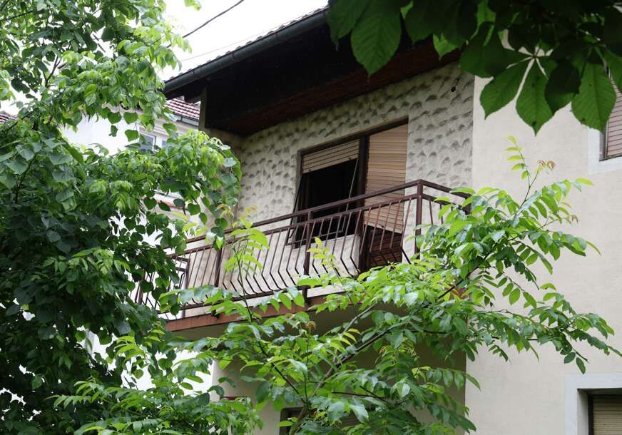 Okružni sud u Banjoj Luci proglasio je krivim Dragana Jelaču, Dejana Kostića i Valentinu Stojanović i osudio ih na ukupno 32 godine zatvora zbog ubistva Saše Kisina u Banjoj Luci. 