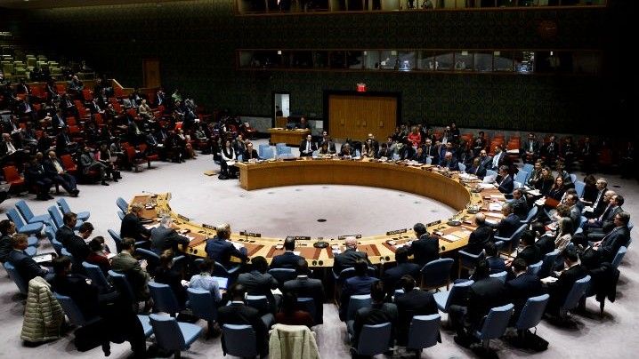 Izvještaj također optužuje Ured visokog predstavnika (OHR) da podriva ustavni poredak BiH uspostavljen Dejtonskim sporazumom i doprinosi destabilizaciji zemlje