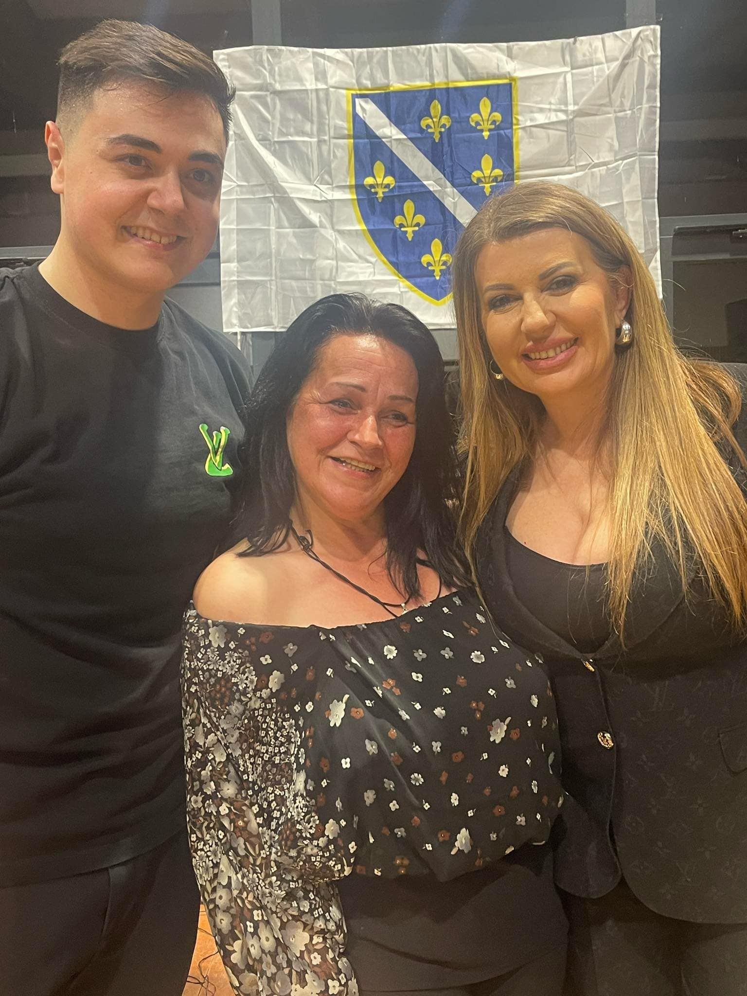 Bajramsko druženje u Francuskoj: Teško bolesnu djevojčicu Merimu rasplakala Viki