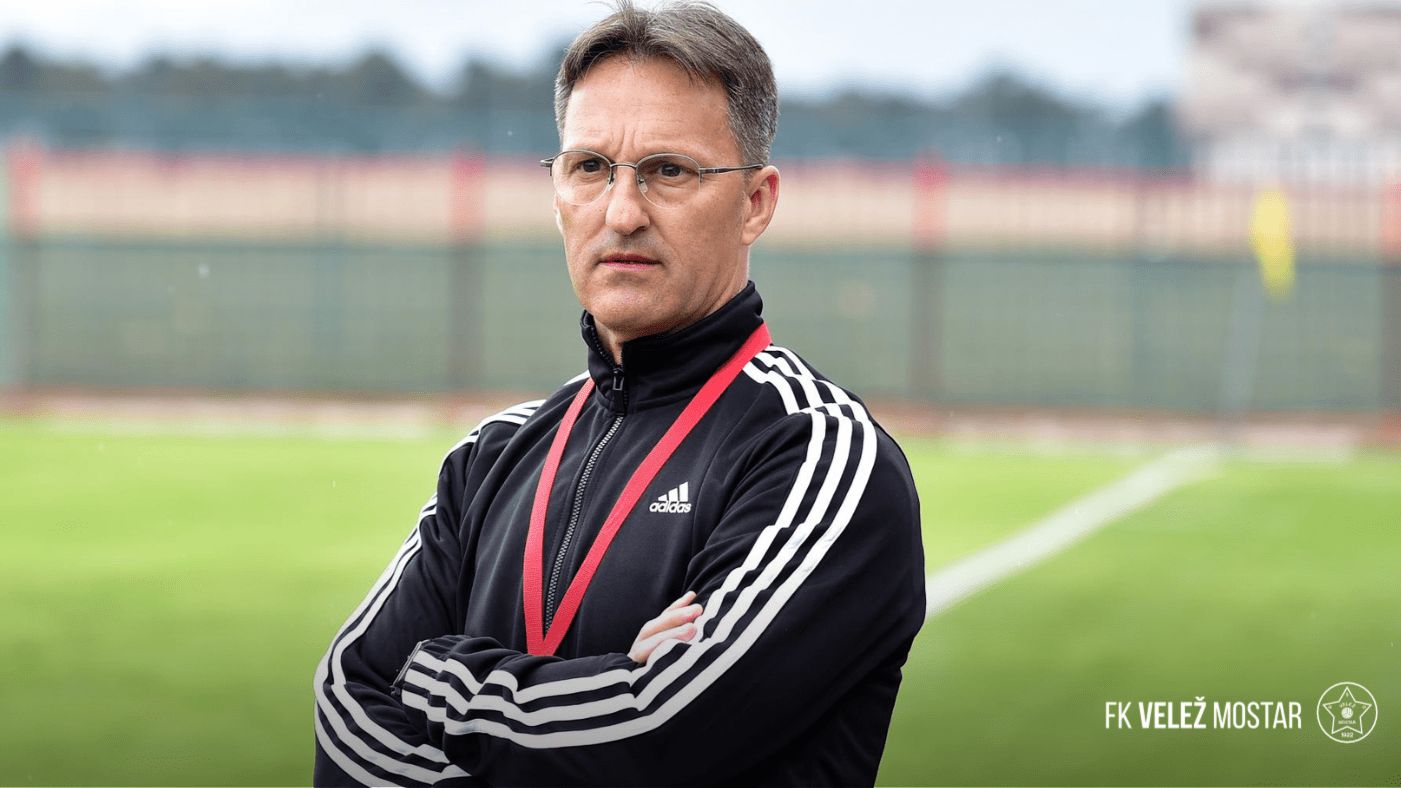 Vrijedi istaći da sa  Jankovićem u redove Rođenih dolaze i njegovi pomoćnici