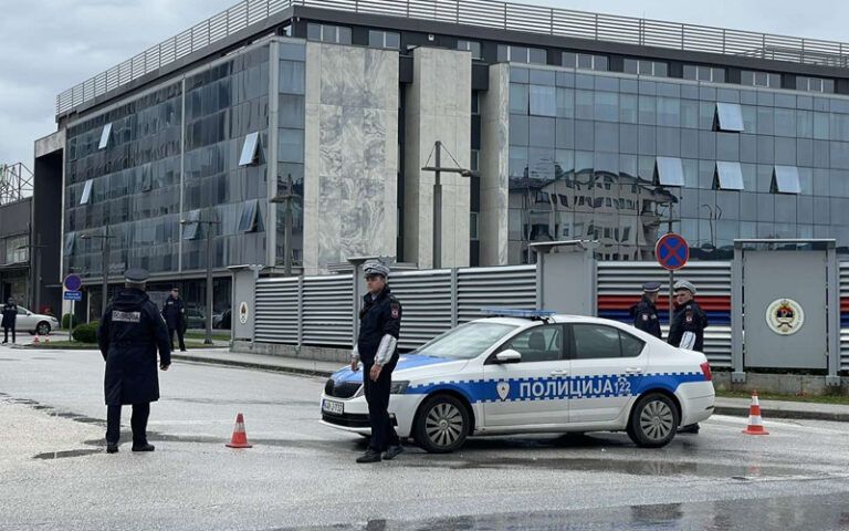 Milorad Dodik sa saradnicima prenoćio u zgradi Vlade RS u Istočnom Sarajevu!?