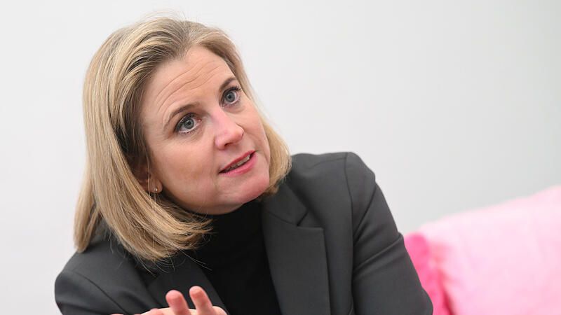 Bjegunac od bh. pravosuđa, Milorad Dodik kritikovao je posjetu Meinl-Reisinger Sarajevu početkom aprila.