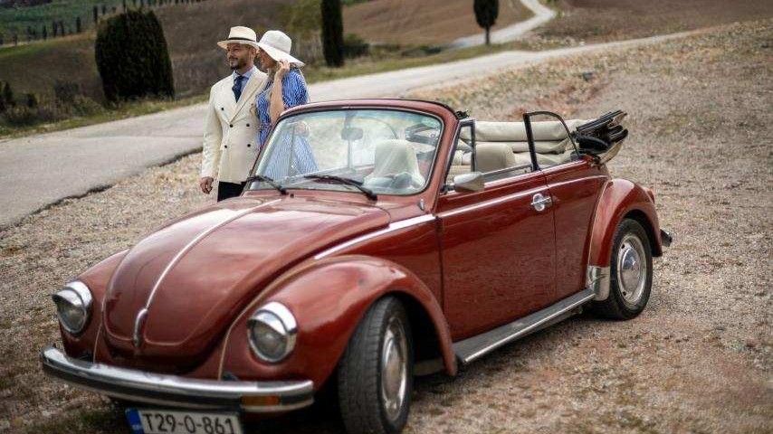 Pjesmu "Jedino moje" potpisuju poznate Novosađanke "Frajle", Nevena i Jelena Buča