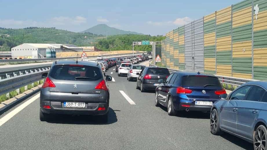 Vozači, oprez! Spremite se na duga čekanja ako se krećete ovim putnim pravcima