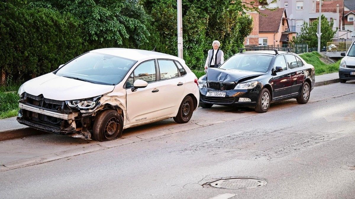 Nije poznato više detalja, no fotografije s lica mjesta pokazuju razmjere ovog sudara
