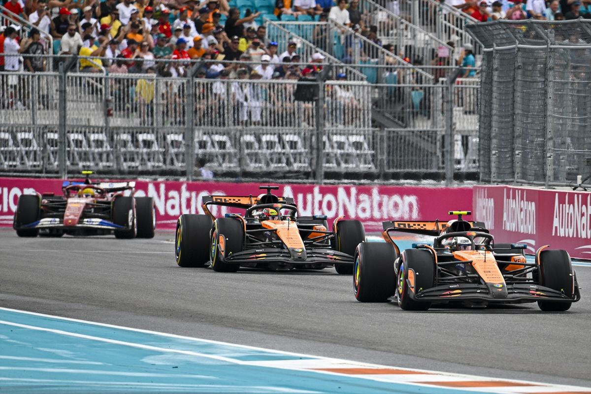 Utrka u Miamiju ocijenjena je kao jedna od najuzbudljivijih dosad u sezoni, s mnogo pretjecanja i taktičkih nadmudrivanja.