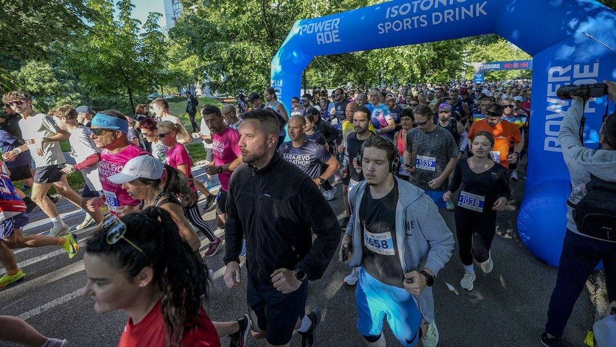 Počeo Sarajevski maraton: Učestvuje više od 2.000 učesnika iz 41 zemlje