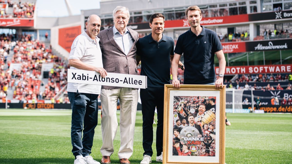 Na pitanje o budućnosti, Alonso je odbio komentarisati potencijalni sljedeći angažman